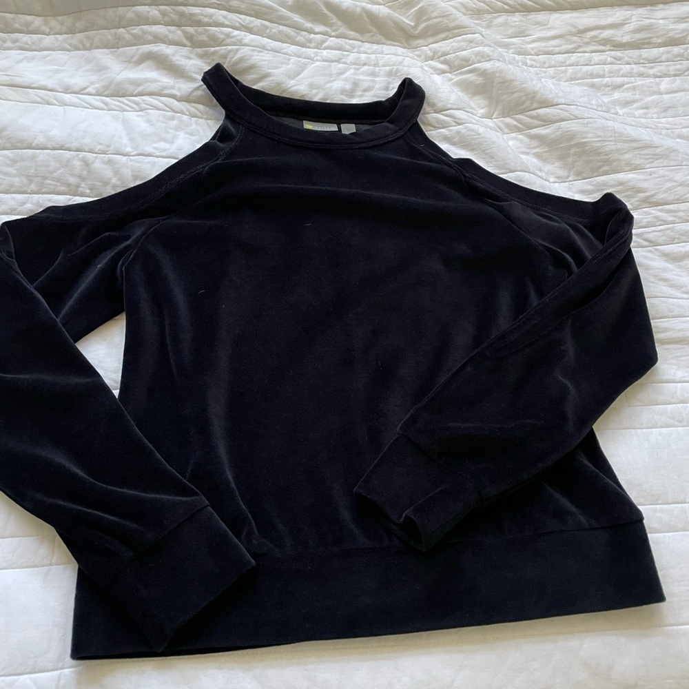 Zella cozy warm but so sexy velour sweatshirt - Picture 4 of 4